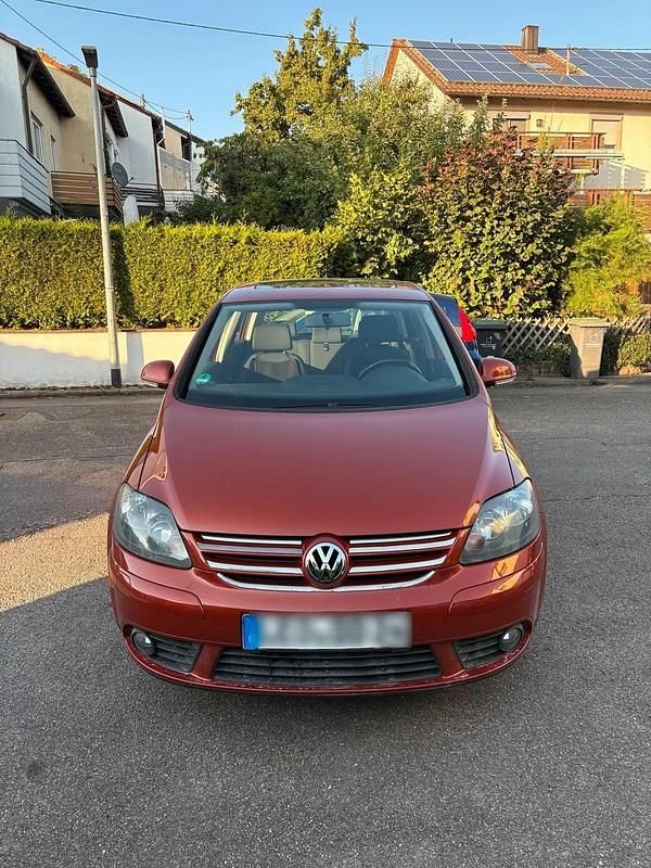 Orange Gebraucht 2006 VW Golf Plus Cross Van / Kleinbus | 3.600 € - Bild 1/4
