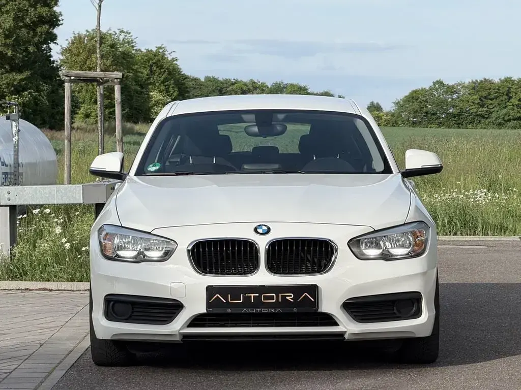 Gebraucht BMW 116 Sport Line 116 PS (85 kW) 2016 Weiß Kleinwagen
