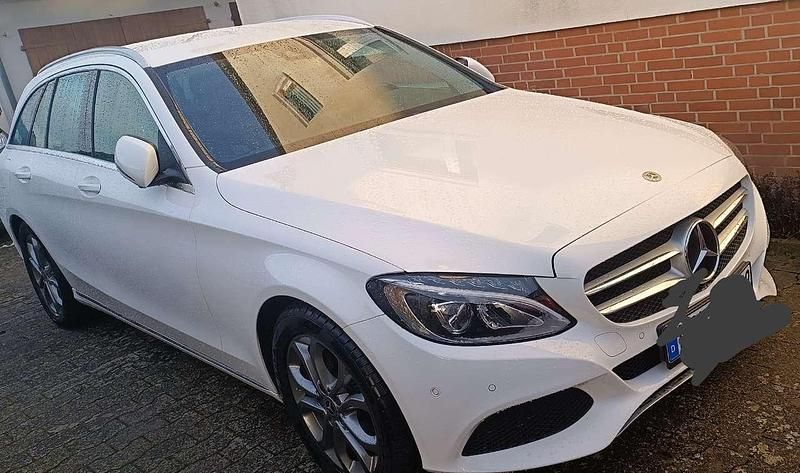 Gebraucht Mercedes 180 155 PS (114 kW) 2018 Weiß Limousine