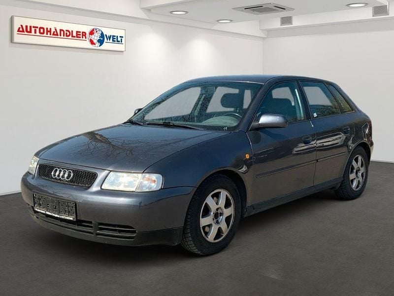 Gebraucht Audi A3 Attraction 125 PS (91 kW) 1999 Grau Kleinwagen