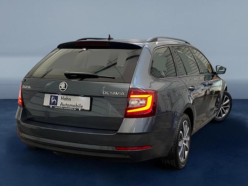 Gebraucht Skoda Octavia Soleil 150 PS (110 kW) 2020 Grau Kombi