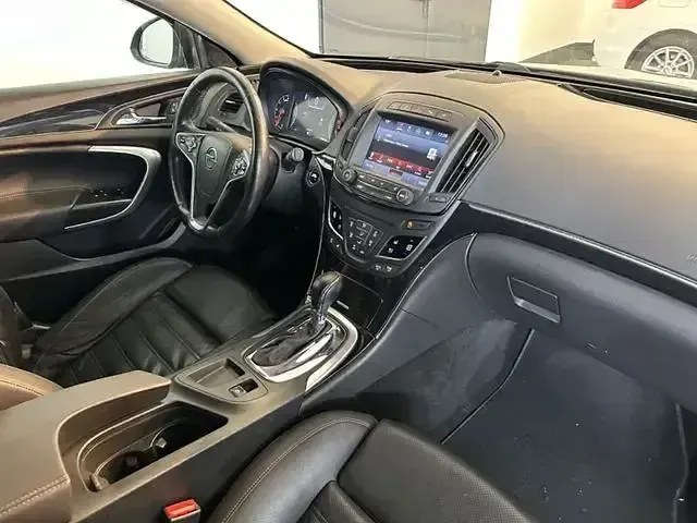 Gebraucht Opel Insignia 170 PS (125 kW) 2016 Quarz grau Kombi