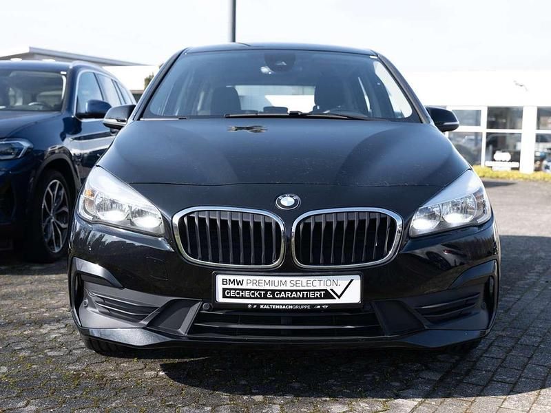 Gebraucht BMW 216 Gran Tourer Efficient Dynamics 116 PS (85 kW) 2021 Schwarz Van / Kleinbus