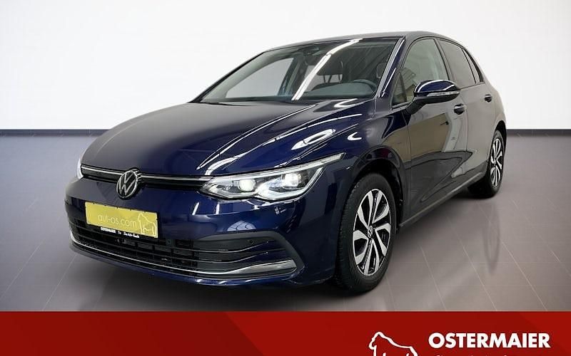 Gebraucht VW Golf VIII Active 150 PS (110 kW) 2023 Blau Limousine
