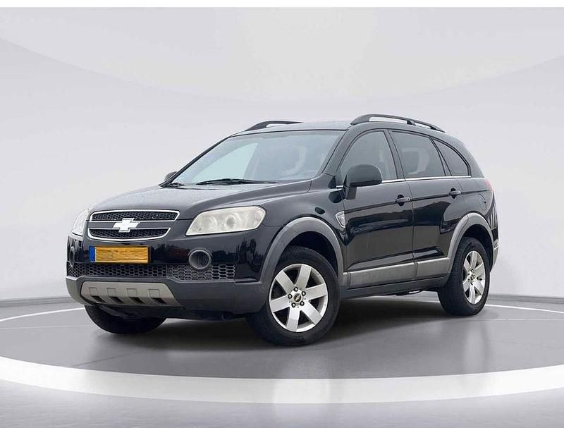 Schwarz Gebraucht 2008 Chevrolet Captiva LS SUV | 3.700 € (Teuer) - Bild 1/4