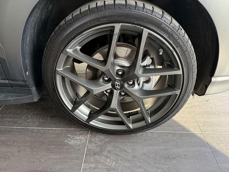 Gebraucht Hyundai Kona Edition 177 PS (130 kW) 2020 Grau SUV