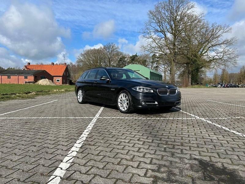 Gebraucht BMW 530 258 PS (189 kW) 2016 Schwarz Kombi