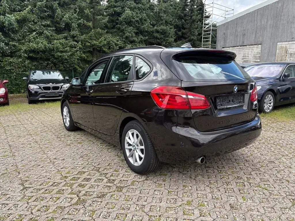 Gebraucht BMW 216 Active Tourer Advantage 116 PS (85 kW) 2017 Braun Van / Kleinbus