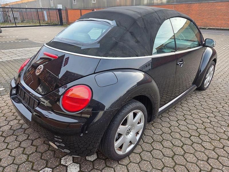 Gebraucht VW New Beetle 102 PS (75 kW) 2004 Schwarz Kleinwagen
