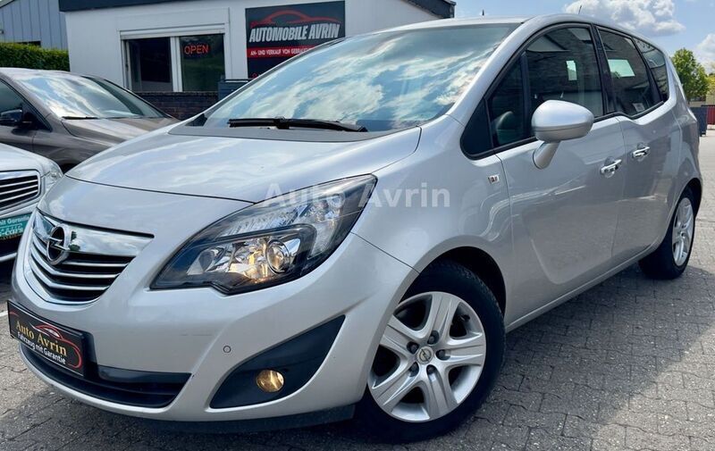 Silber Gebraucht 2010 Opel Meriva Innovation Van / Kleinbus | 5.399 € (Etwas zu teuer) - Bild 1/4