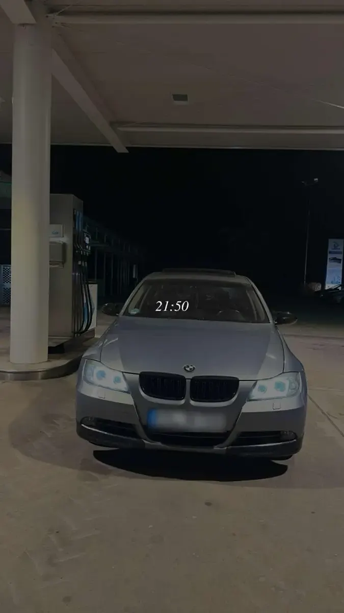 Second-hand BMW 330 258 CP (189 kW) 2005 Argintiu Berlinǎ