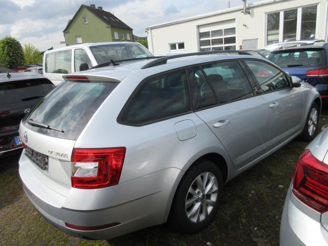 Gebraucht Skoda Octavia Style 150 PS (110 kW) 2020 Silber Kombi
