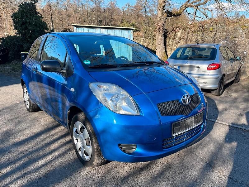 Gebraucht Toyota Yaris 75 PS (55 kW) 2008 Blau Kleinwagen