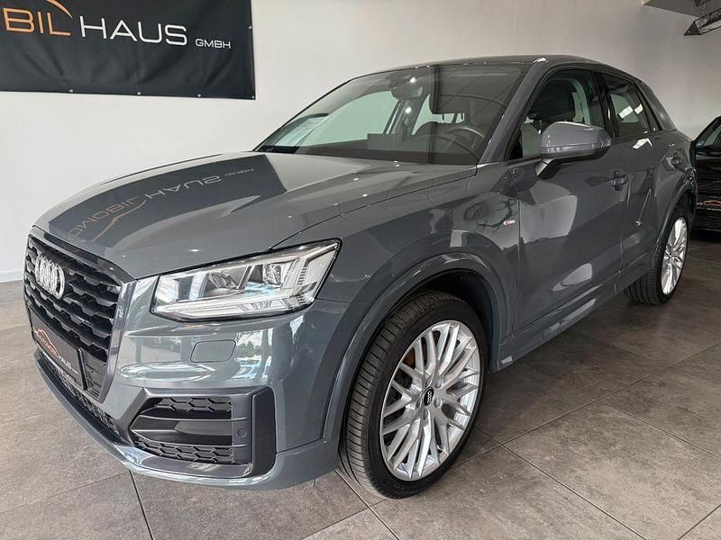 Nanograu Gebraucht 2019 Audi Q2 S-Line SUV | 22.980 € (Fairer Preis) - Bild 1/2