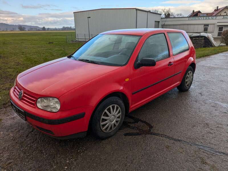 Rot Gebraucht 1998 VW Golf IV Basis Limousine | 1.600 € (Fairer Preis) - Bild 1/4