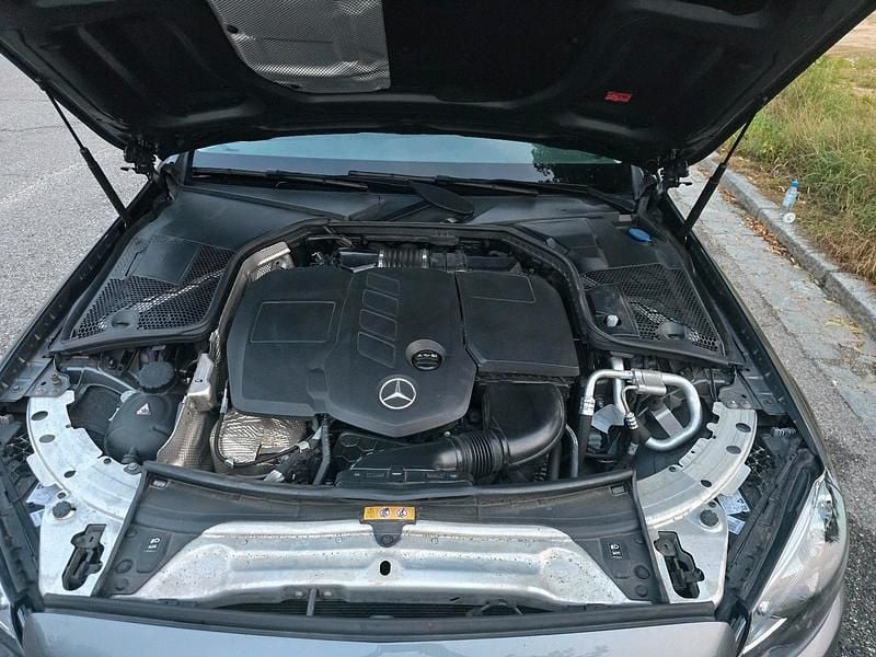 Gebraucht Mercedes C220 194 PS (142 kW) 2018 Silber Kombi