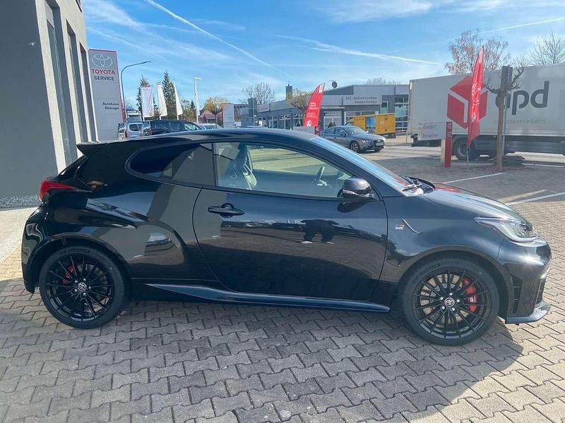 Gebraucht Toyota Yaris 280 PS (205 kW) 2024 Precious schwarz Coupé