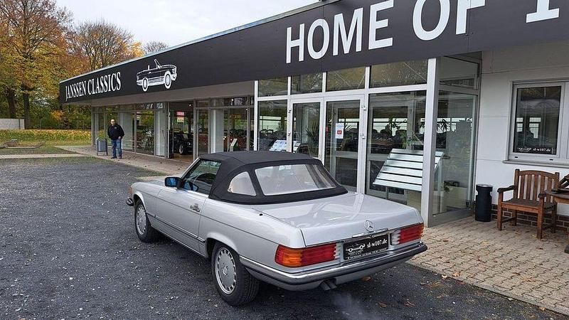 Gebraucht Mercedes 560 231 PS (169 kW) 1987 Silber Cabrio