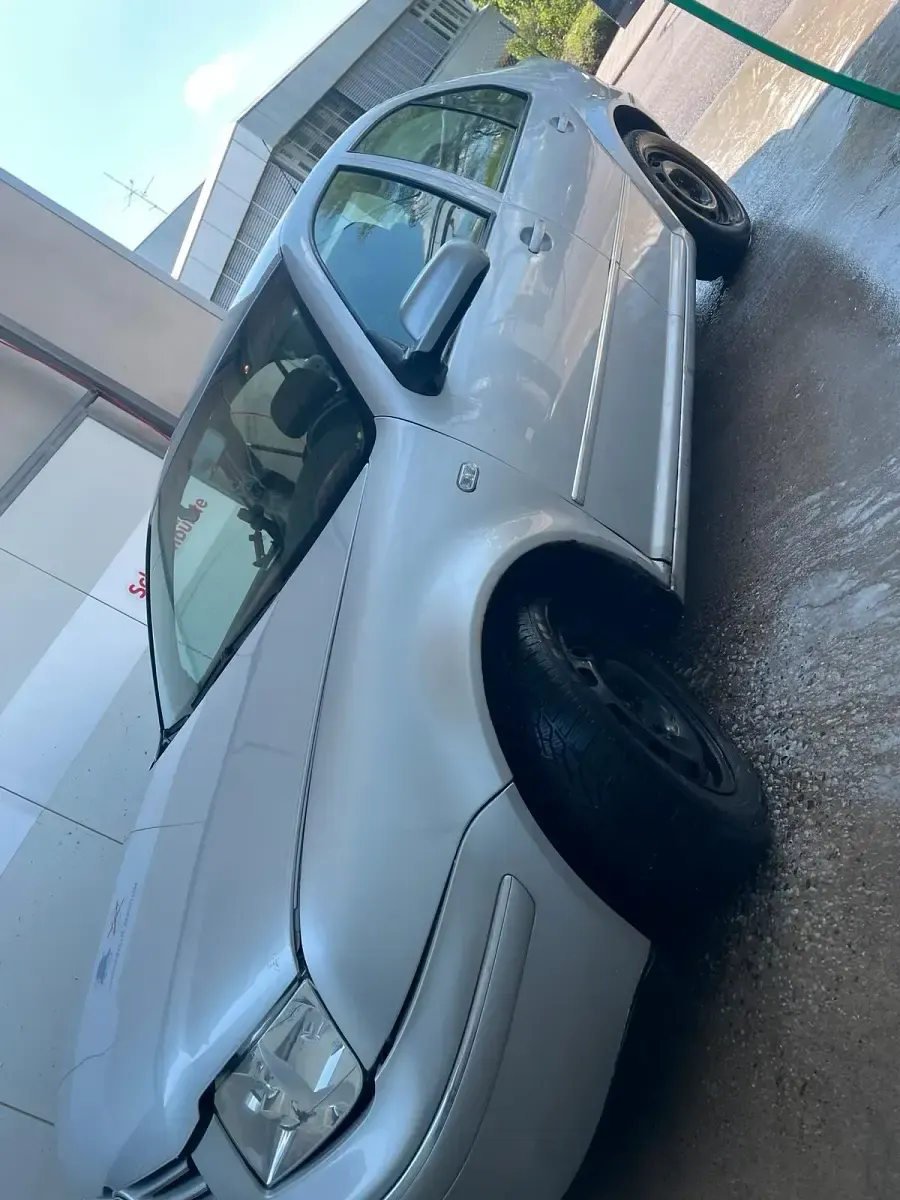 Occasion VW Bora 105 ch (77 kW) 2003 Argent Berline