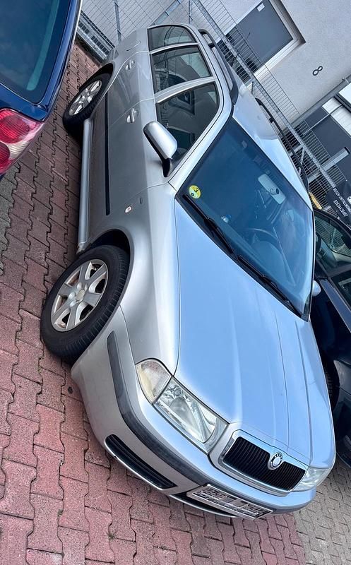 Gebraucht Skoda Octavia 110 PS (80 kW) 2002 Silber Kombi