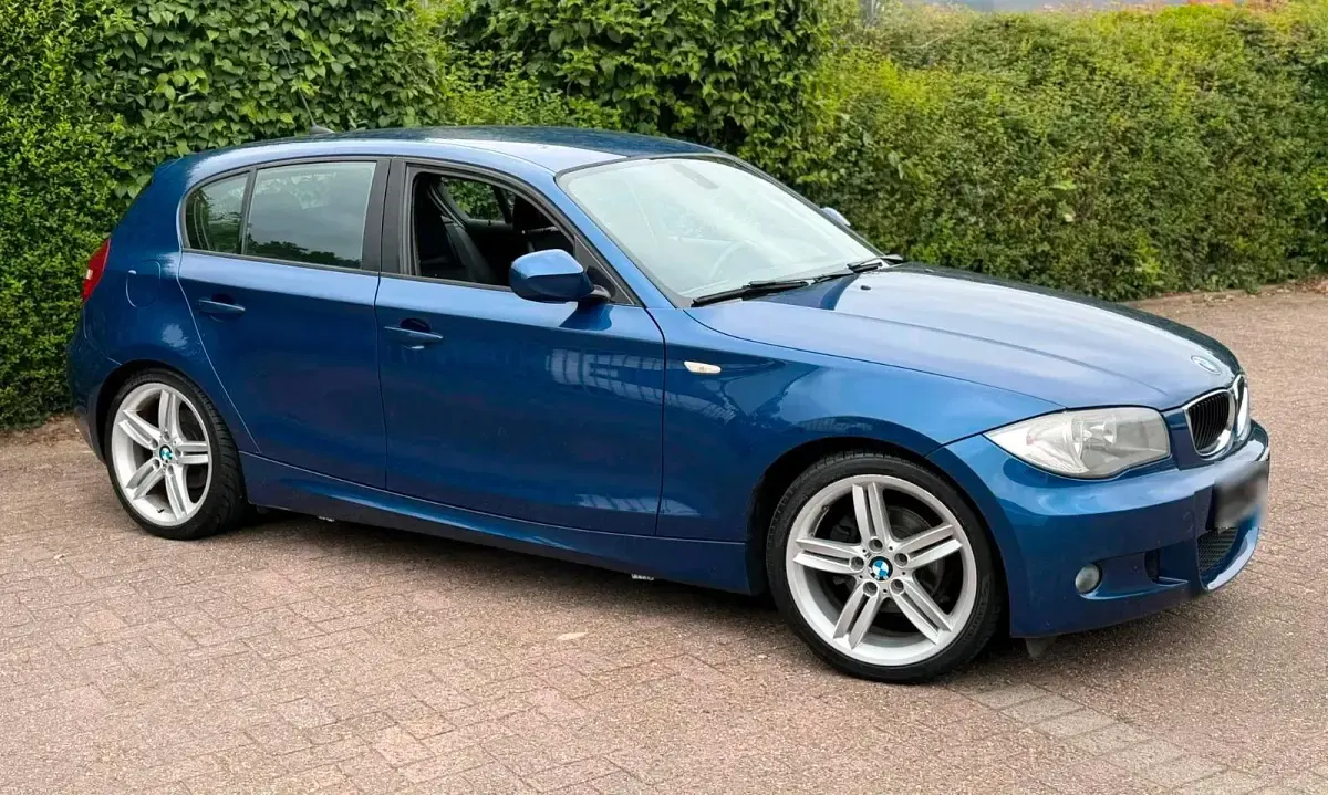 Gebraucht BMW 116 M Sport 122 PS (89 kW) 2011 Blau Kleinwagen