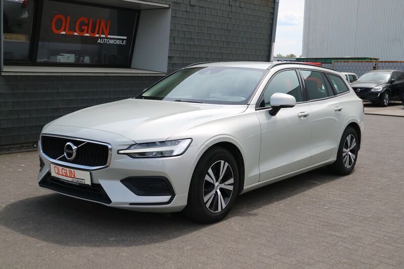 Birch light / metallic Gebraucht 2020 Volvo V60 Kombi | 17.990 € (Guter Preis) - Bild 1/4