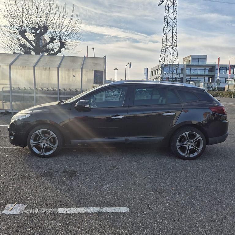 Gebraucht Renault Mégane III Bose Edition 131 PS (96 kW) 2011 Schwarz Limousine