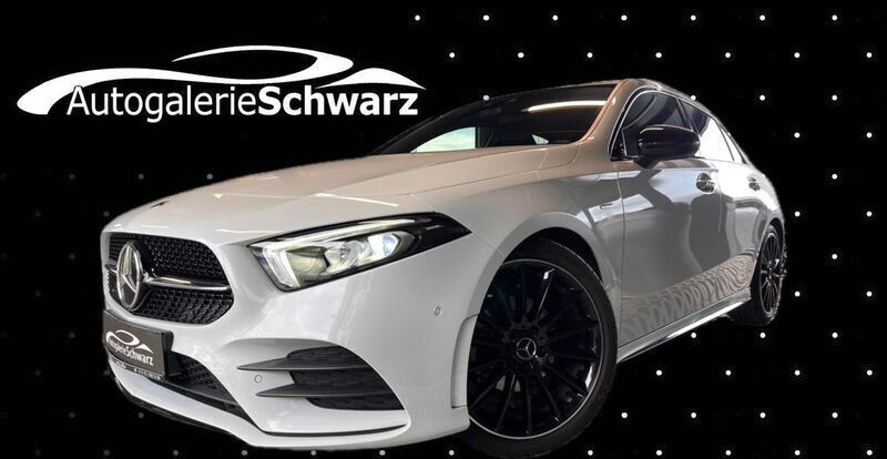 Weiß Gebraucht 2020 Mercedes A250 AMG Limousine | 26.550 € (Etwas zu teuer) - Bild 1/3