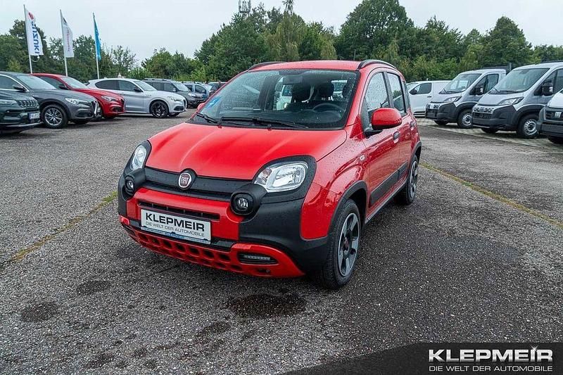 Amore rot Gebraucht 2022 Fiat Panda Cross Cross Kleinwagen | 13.590 € (Fairer Preis) - Bild 1/4