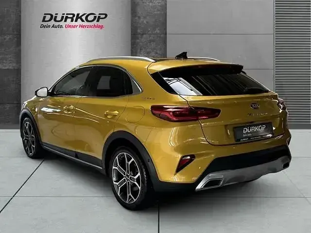 Używany Kia XCeed Launch Edition 140 KM (102 kW) 2019 Żółty SUV
