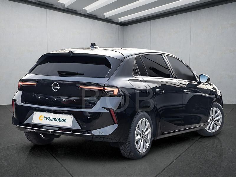Gebraucht Opel Astra 131 PS (96 kW) 2023 Schwarz Limousine
