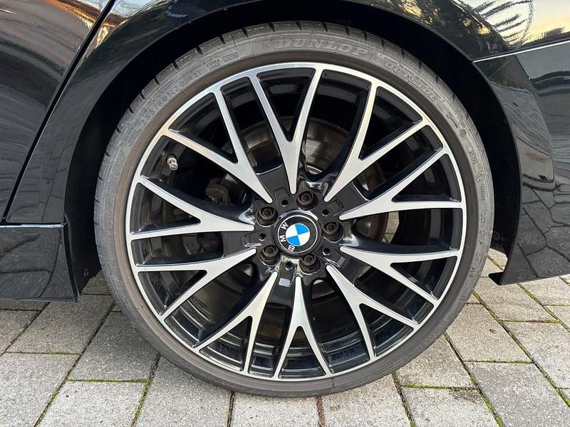 Second-hand BMW 320 Advantage 190 CP (139 kW) 2017 Negru Break