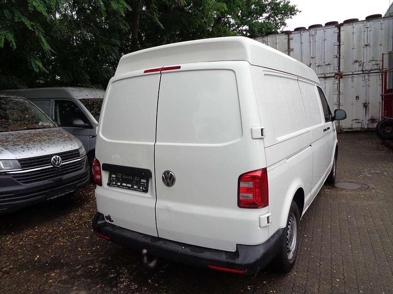 Gebraucht VW Transporter 150 PS (110 kW) 2017 Weiß Van