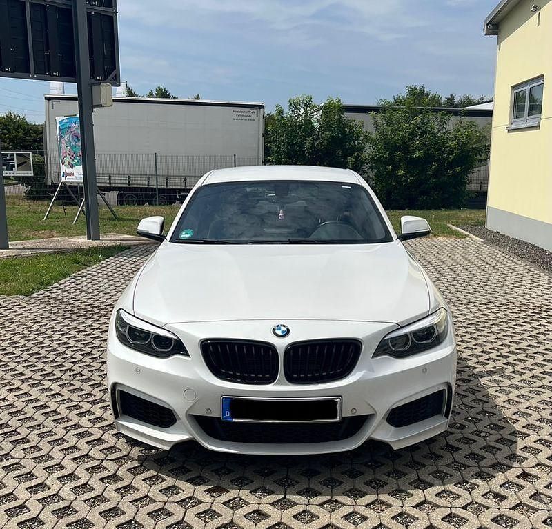 Gebraucht BMW 218 M Sport 136 PS (100 kW) 2019 Weiß Coupé