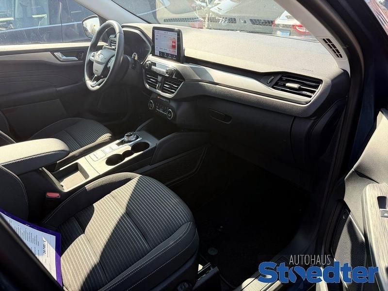 Gebraucht Ford Kuga Titanium 152 PS (111 kW) 2021 Blau SUV