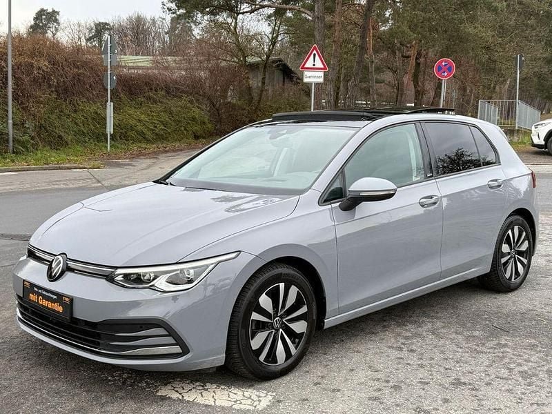 Gebraucht VW Golf VIII Move 150 PS (110 kW) 2024 Grau Limousine