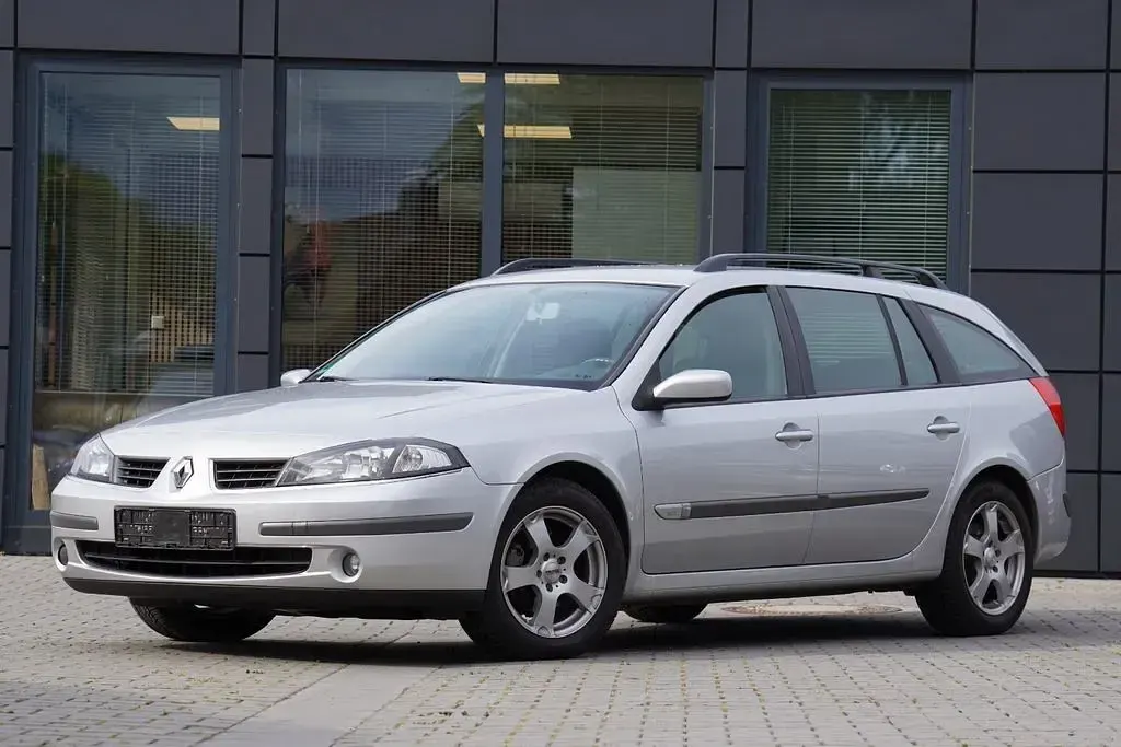 Gebraucht Renault Laguna II 111 PS (81 kW) 2006 Grau Limousine