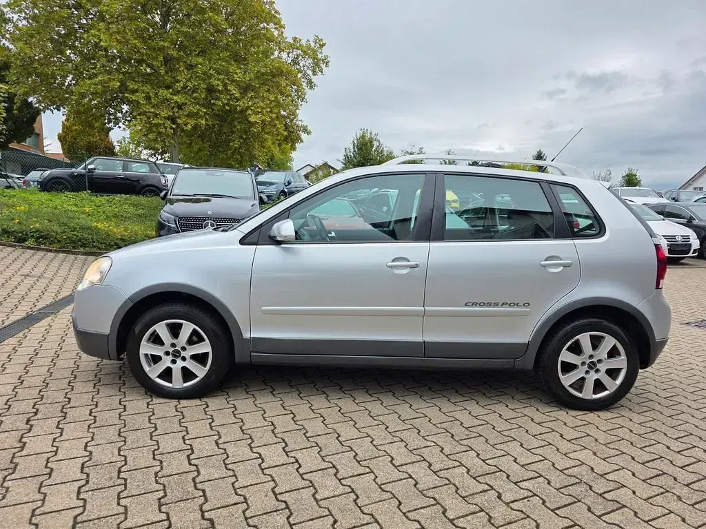 Gebraucht VW Polo Cross 80 PS (58 kW) 2009 Reflexsilbermetallic Kleinwagen
