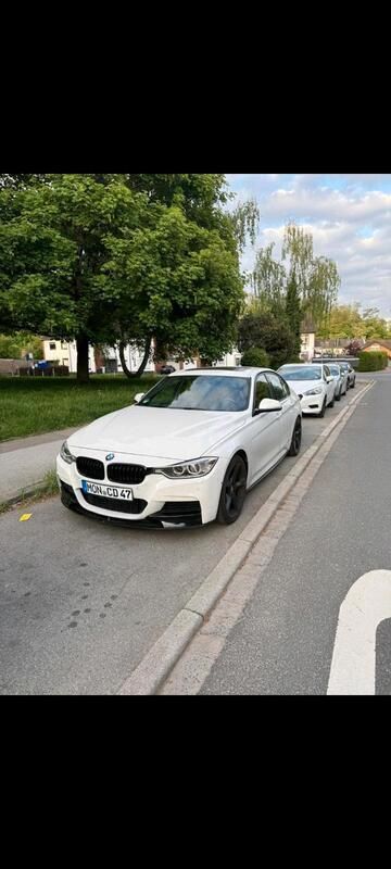 Weiß Gebraucht 2014 BMW 328 M Sport Limousine | 14.450 € - Bild 1/4