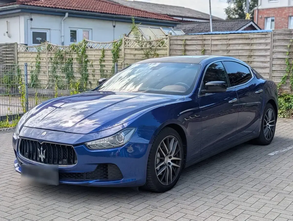 Gebraucht Maserati Ghibli 275 PS (202 kW) 2015 Blau Limousine