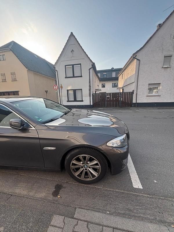 Gebraucht BMW 523 204 PS (150 kW) 2011 Andere farben Limousine