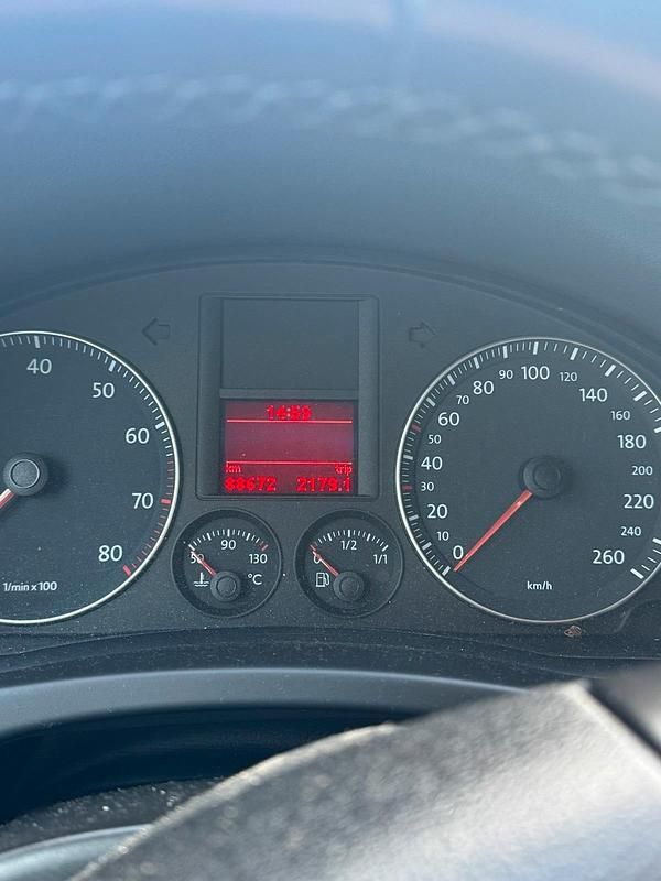 Usata VW Golf V 2007 Argento Utilitaria
