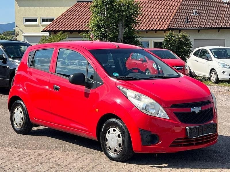 Rot Gebraucht 2011 Chevrolet Spark Kleinwagen | 1.499 € (Guter Preis) - Bild 1/4