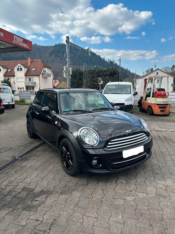 Gebraucht Mini Cooper 122 PS (89 kW) 2013 Kleinwagen