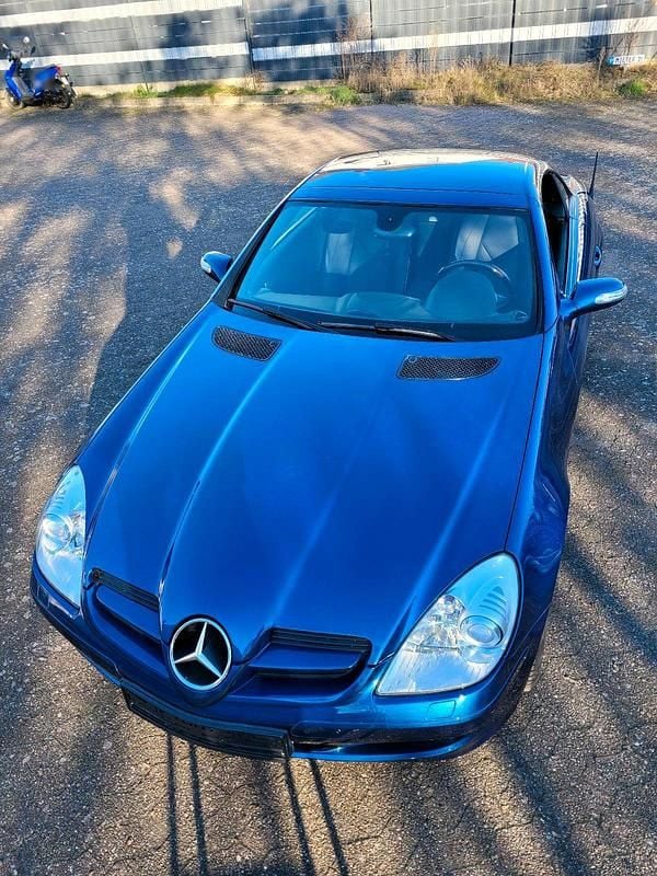 Gebraucht Mercedes SLK200 163 PS (119 kW) 2007 Blau Cabrio