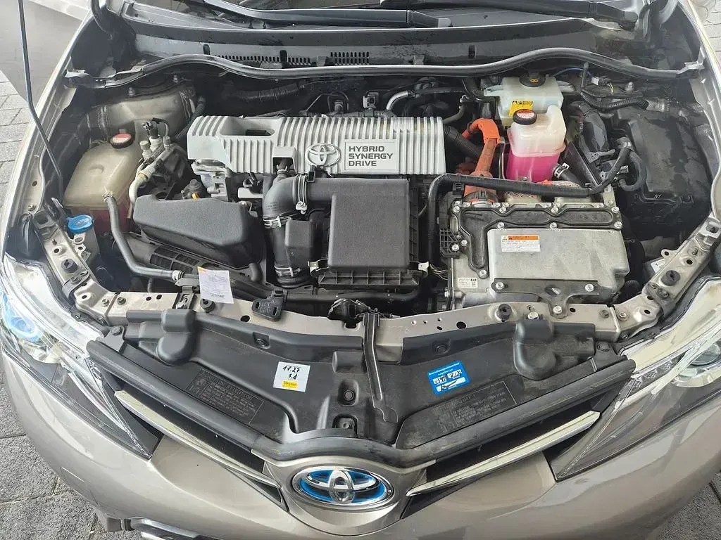 Gebraucht Toyota Auris Comfort 136 PS (100 kW) 2014 Limousine
