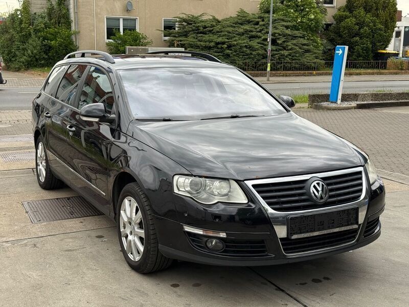 Schwarz Gebraucht 2009 VW Passat Sportline Kombi | 2.490 € (Superpreis) - Bild 1/4