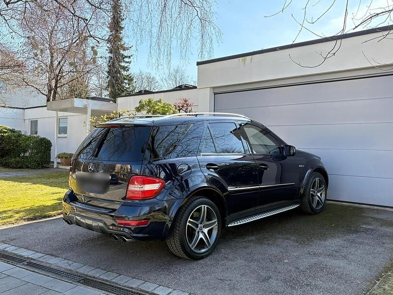 Gebraucht Mercedes ML63 AMG AMG 510 PS (375 kW) 2009 Blau SUV