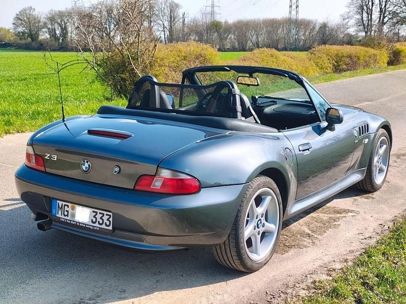 Gebraucht BMW Z3 118 PS (86 kW) 2000 Grau Cabrio