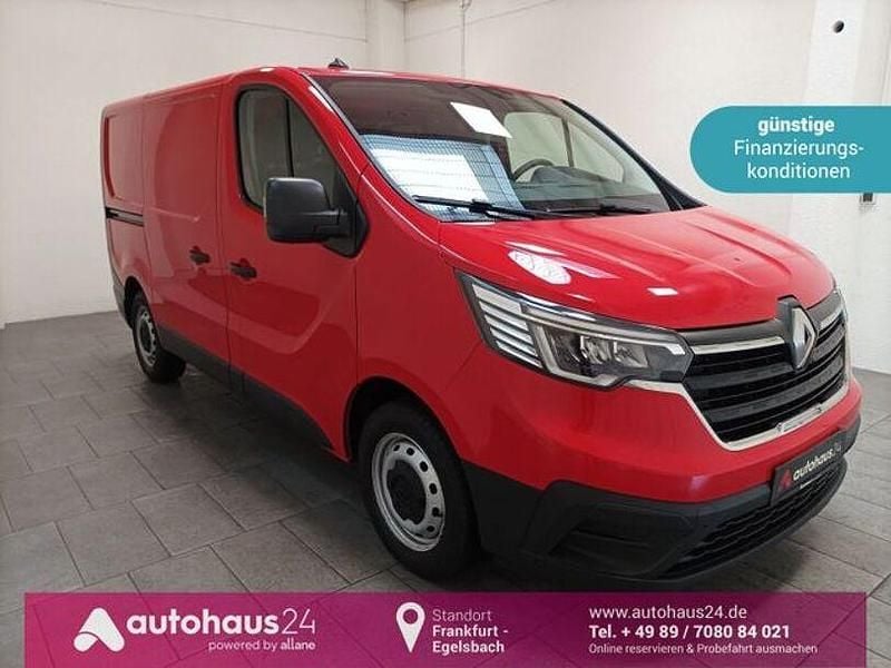 Gebraucht Renault Trafic Komfort 131 PS (96 kW) 2022 Rot Van / Kleinbus